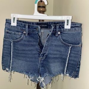 Lucky Brand Size 4 Jean Shorts